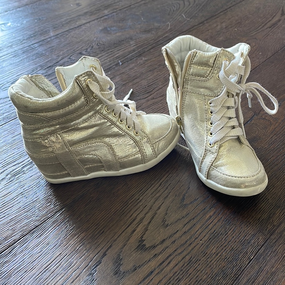 Girls shoes size 12